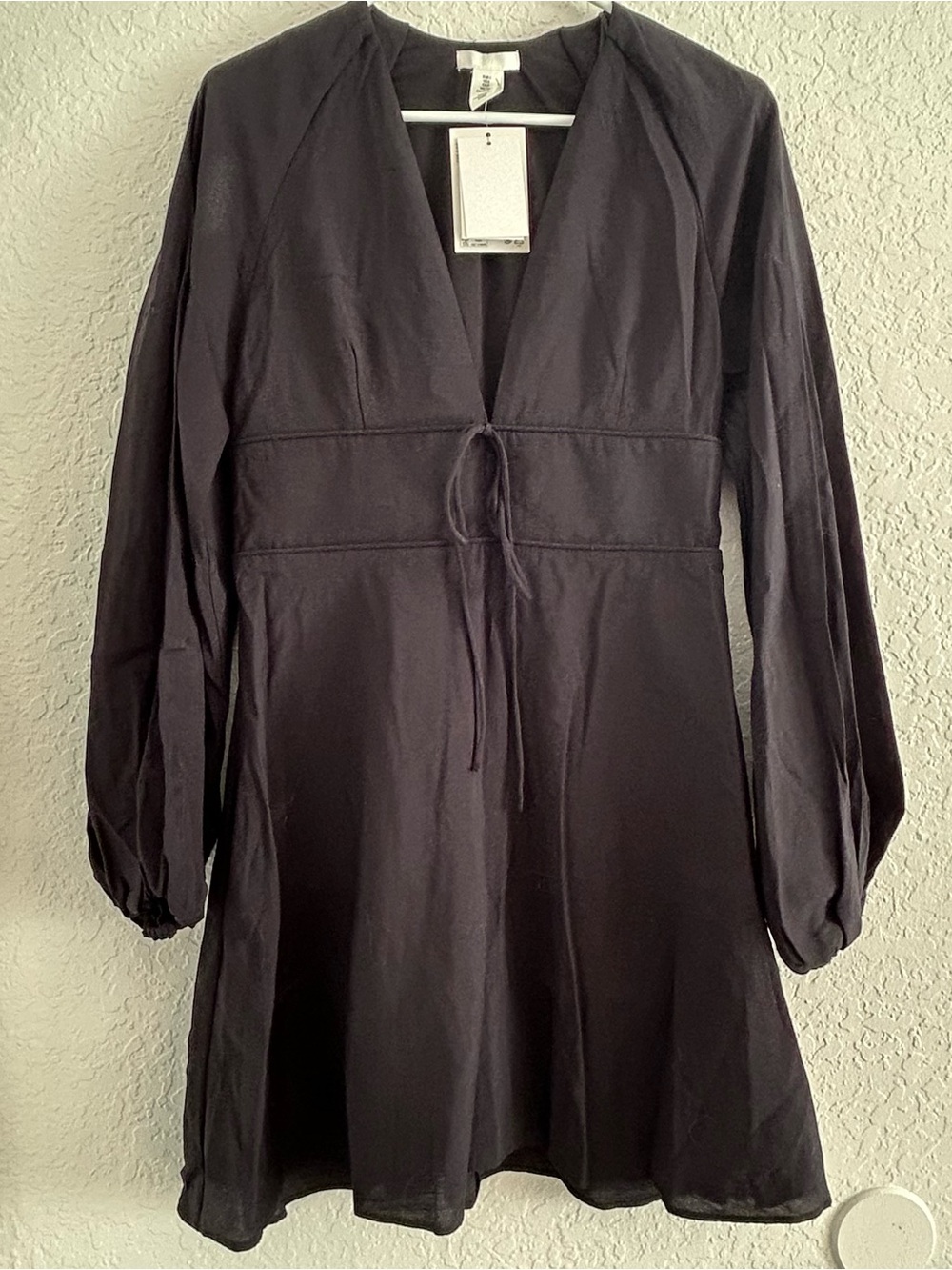 H&M Black Long-Sleeve V-Neck Tie-Front Mini Dress